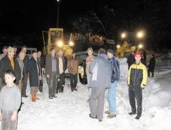 Samsun'da Kar Yağışı 299 Köy Yolunu Ulaşıma Kapadı