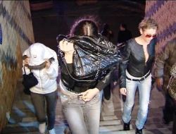 Taksim'de Fuhuş Operasyonu: 25 Gözaltı!