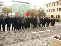 Azeri Milletvekili Ahmedova: Ermeni Analar Barış Tarafında Olmalı!