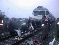 Aydın'daki Tren Kazasında 4 Diyanet Görevlisi Hayatını Kaybetti