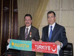Gökçek: Chp'nin Kongresi Kılıçdaroğlu'nun Değil, Gürsel Tekin'in Seçimidir