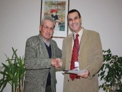 Tedavi Gördüğü Hastane İçin Şiir Yazdı