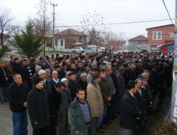Aydın'da Hemzemin Geçitte Tren Kazasında Ölen Maraşlı Memleketi Isparta'da Toprağa Verildi