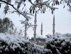 EDİRNE BEYAZA BÜRÜNDÜ