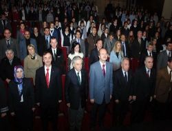 Şair Yahya Kemal Bayatlı Anıldı