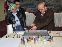 Kursiyerler Ebrudan Elde Ettikleri Gelirle Köy Okullarına Kitap Alacak