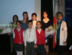 İlköğretim Öğrencilerine Diş Fırçalama Teknikleri Eğitimi