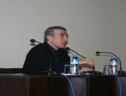 "türkiye, Kendini 1980 Sonrası Başka Ülkeler Üzerinden Tanıdı"