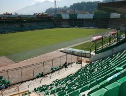 Bursa Atatürk Stadı'nda Hasar Büyük