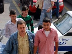 Havalı Tüfekle 3 Kişiyi Yaralayan "keskin Nişancı" Çocuklar Adliyede