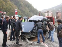 Vakfıkebir'de Trafik Kazası: 3 Yaralı