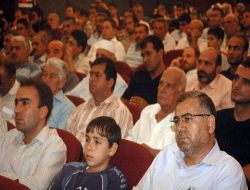 İnsani Yardım Derneği İskenderun'da Konferans Düzenledi