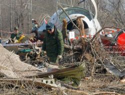 Polonya, Rusya'nın Uçak Kaza Raporunu Reddetti!