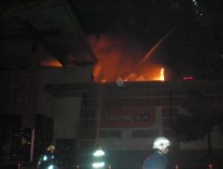 Carrefour Avm'de Faciadan Dönüldü