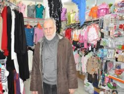 Güvenlik Kamerasını Görünce Yandaki İş Yerini Soydular