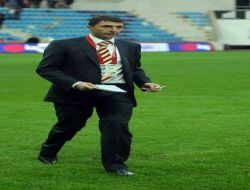 Kayserispor Teknik Direktörü Şota Arveladze'ye Taraftar Sevgisi