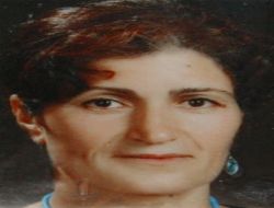 Tır'la Çarpışan Otomobilde Ölen Kadının Fotoğrafı