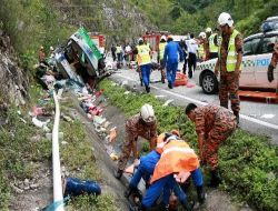 Malezya'da Feci Kaza: 26 Ölü, 11 Yaralı!
