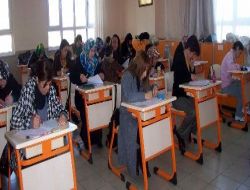 Veliler Kitap Okuma Sınavında Bir Araya Geldi