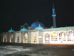 Fatih Camii Işıklandırıldı
