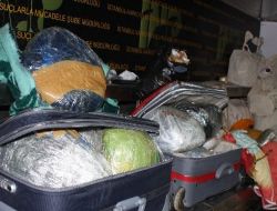 Uyuşturucuyu Elektrikli Battaniye İle Kurutmaya Kalkmışlar!