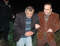 İntihar Girişiminde Bulunan Vatandaşı Emniyet Amiri İkna Etti