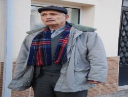 Yaşlı Adamın Parasını Çalan Hırsızlar Güvenlik Kamerasına Yakalandı