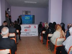 Kızıltepe Okuma Salonu Öğrenci Velilerine Seminer Verildi