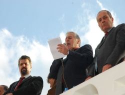 Chp İzmir İl Başkanı, Disk'le Birlikte Eyleme Çıktı!