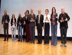 Muğla Üniversitesi Öğrencileri Sanatçıları Ödüllendirdi