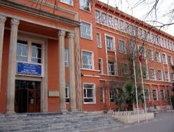 Azeri Öğrencilerin Yüzde 80'i Üniversiteyi Türkiye'de Okumak İstiyor