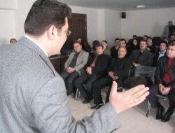 Nlp Uzmanı Demirbüken: Soğuk Seçmenle Siyasetçi İlişkisini Donduruyor