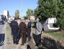 Refüje Çarpan Araç Takla Attı: 2 Yaralı!