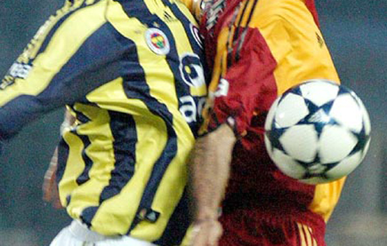 G.saray - F.bahçe Derbisinde Olay  Çıktı!