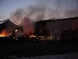 Bakliyat Fabrikasında Yangın Çıktı