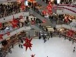 Alışveriş Merkezlerinin Yeni Yıl Kampanyaları Kabaran Faturaları Unutturuyor