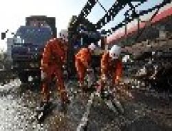 Çin’de İki Trafik Kazası: 9’u Çocuk, 16 Ölü