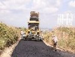 Aksu Belediyesi Asfaltlama Çalışmalarına 2011'de De Devam Edecek