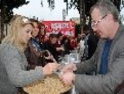 Chp'liler, Manavgat'ta 6 Bin Kase Aşure Dağıttı