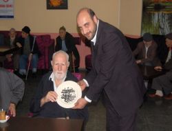 Has Partili Gençlerden Huzurevi Sakinlerine Ziyaret