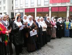 Barış Anaları İnisiyatifi’nden Siyasilere 'akan Kanın Durdurulması' Talebiyle Mektup