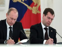 Medvedev Ve Putin'den Ortak Çağrı; Etnik Şiddet Rusya İçin Ölümcül