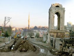 Elif Beldesi'nin Kanalizasyon Çilesi Bitiyor