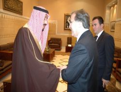 Meclis Başkanı Şahin, Türk Okuluna Arsa Bulunması İçin Riyad Emiri'nden Yardım İstedi