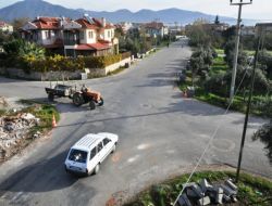 Kavşak Çalışması İçin Kendi Binalarını Yıktılar