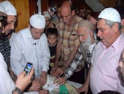 Gece Yarısında Sakal-ı Şerif'e Yoğun İlgi