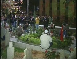 Sevenleri Yazıcıoğlu'nu Kadir Gecesi'nde Unutmadı