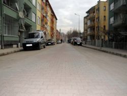 Cumhuriyet Mahallesi'nde Yol Çalışmalarının İlk Etabı Tamamlandı