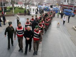 Eski Milletvekilinin De Aralarında Bulunduğu 21 Zanlı Tarihi Eser Kaçakçılığından Adliyeye Sevkedildi