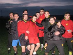 Gazetecilerden Sorgunlu Futbolculara Baklava İkramı